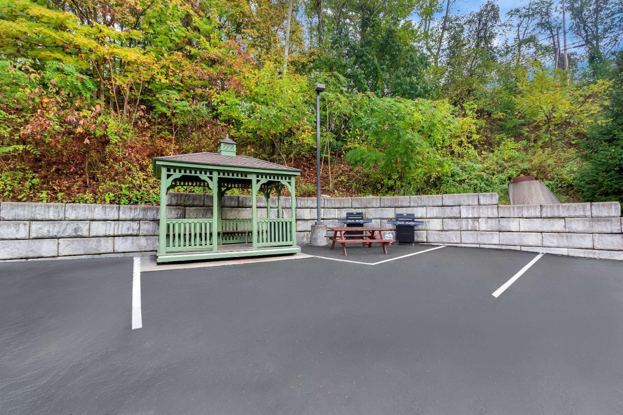 Suburban Studios Morgantown Kültér fotó